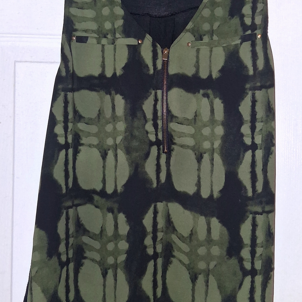 Green and Black Sleeveless Blouse